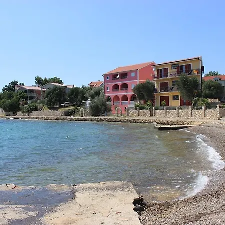 Marija - - First Line To The Sea Appartement Maslenica