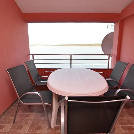 Appartement Marija - - First Line To The Sea Maslenica