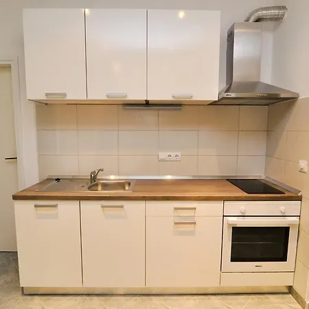 Appartement Marija - - First Line To The Sea Maslenica