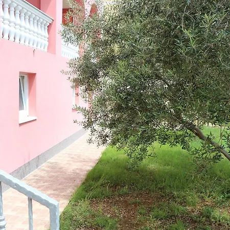Appartement Marija - - First Line To The Sea