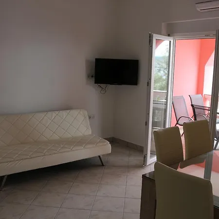 Appartement Marija - - First Line To The Sea