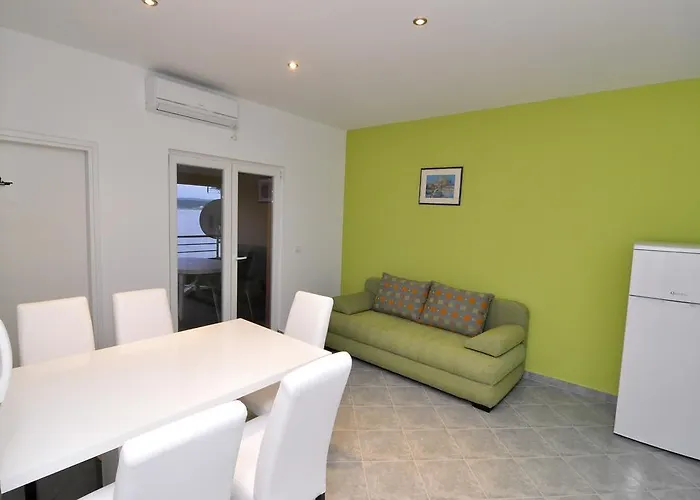 Appartement Marija - - First Line To The Sea