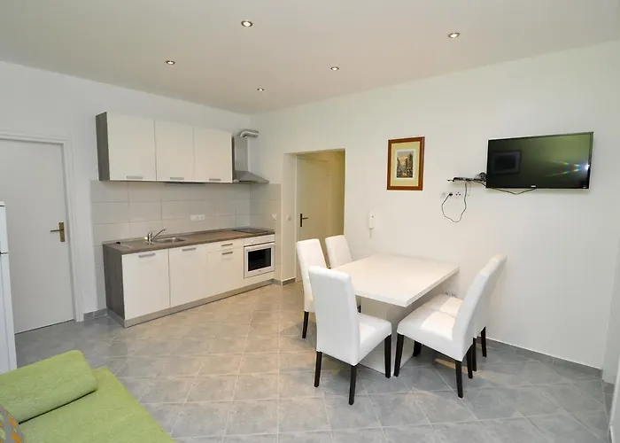 Appartement Marija - - First Line To The Sea *