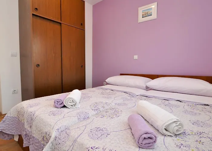 Appartement Marija - - First Line To The Sea