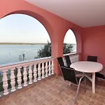 Marija - - First Line To The Sea Apartament