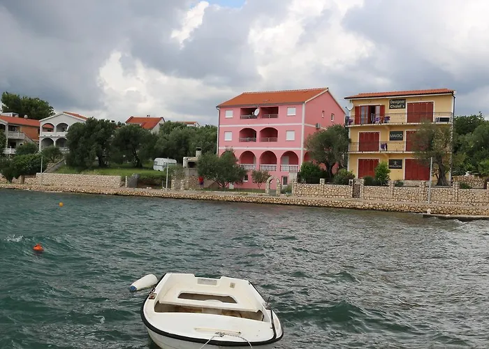 Appartement Marija - - First Line To The Sea Maslenica